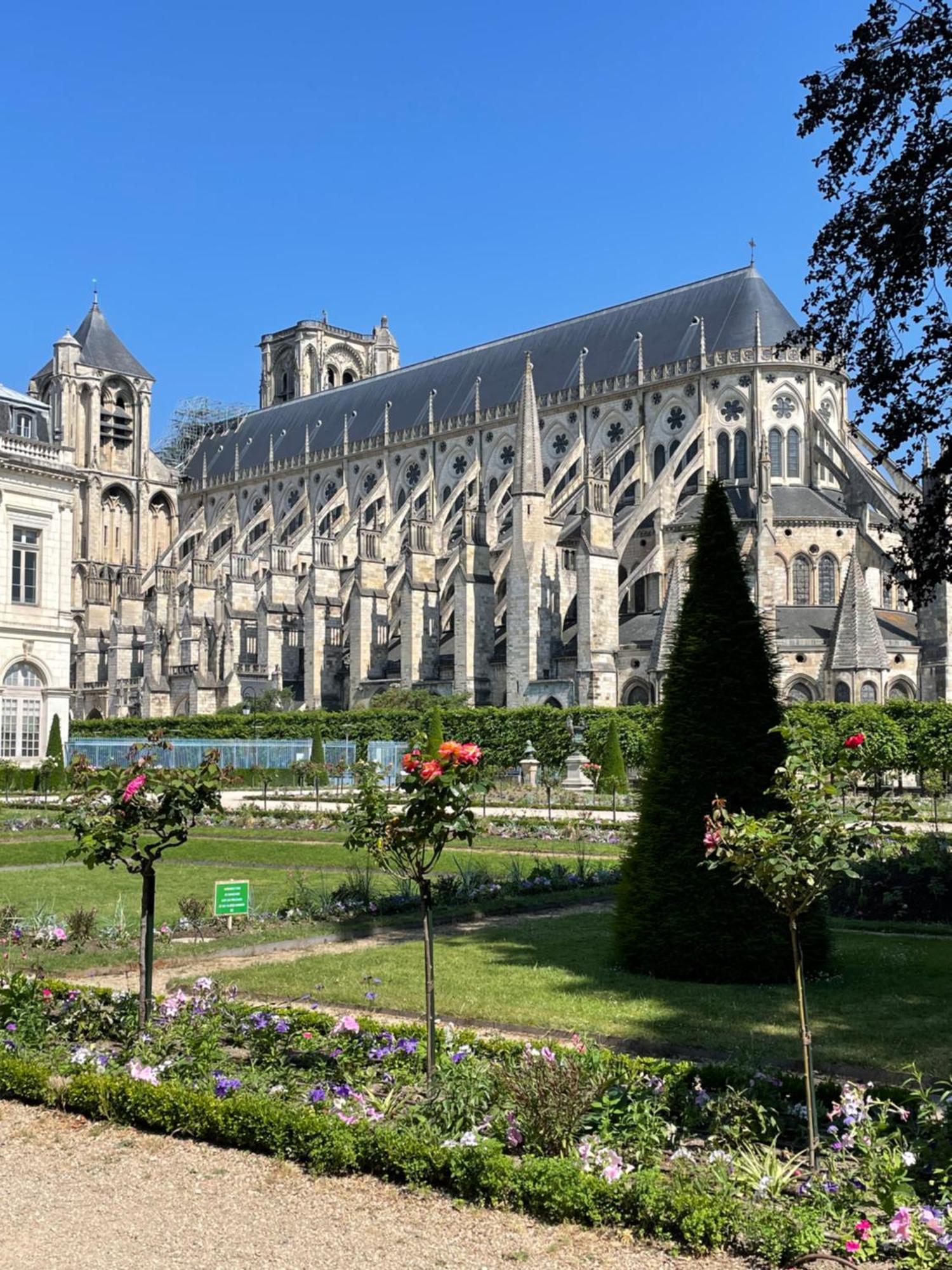 Hotel Belle Fontaine Bourges Esterno foto