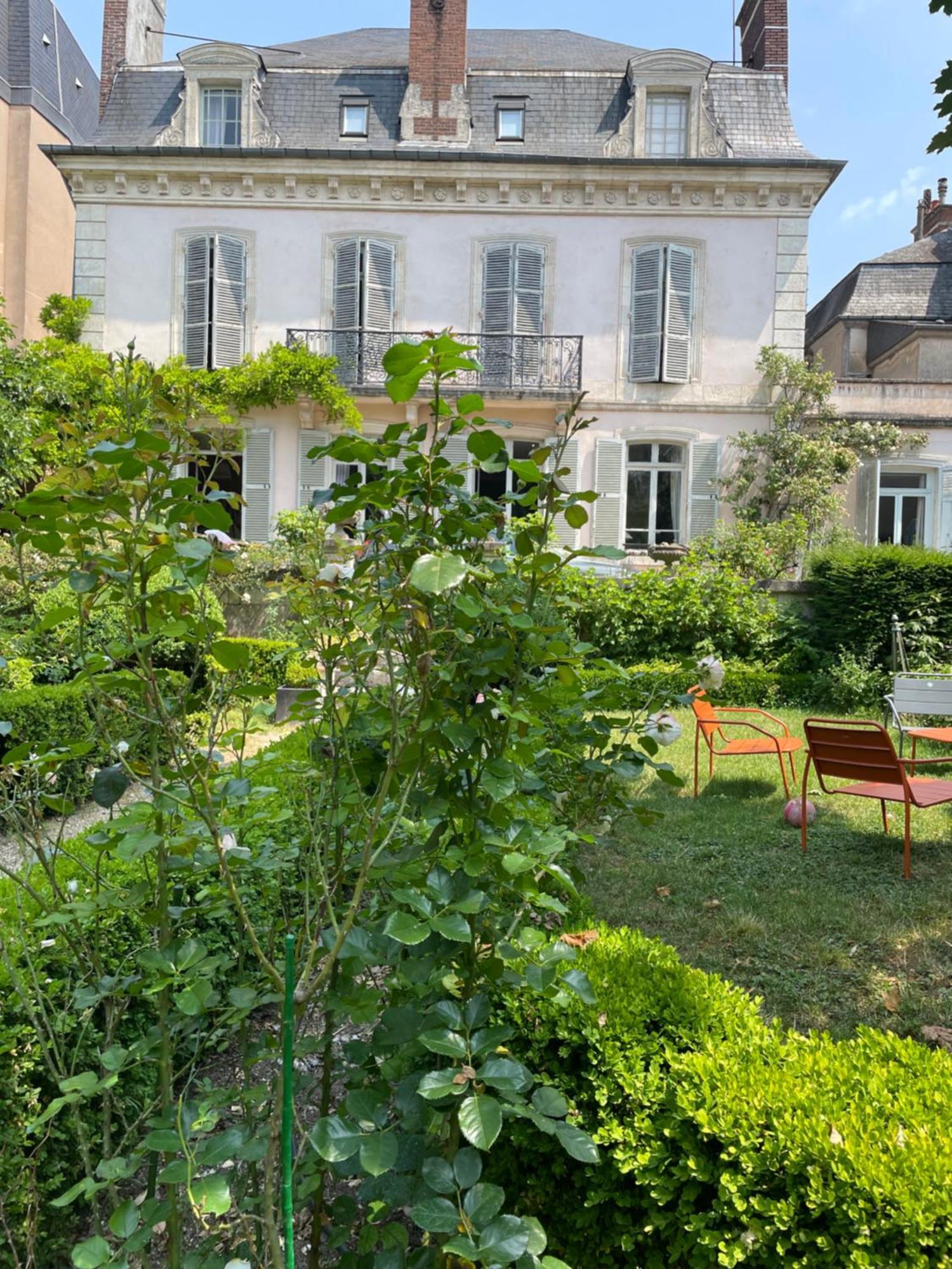 Hotel Belle Fontaine Bourges Esterno foto
